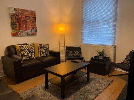 3 bedroom house share to rent - Photo 2