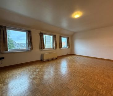 Centraal gelegen appartement met 2 slaapkamers. - Foto 1