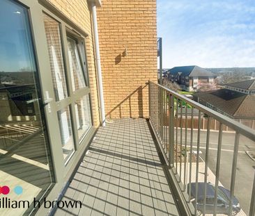 High Road, Romford - Photo 6