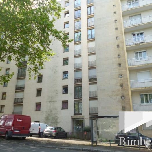 Appartement à louer, 1 pièce - Orléans 45000 - Photo 1