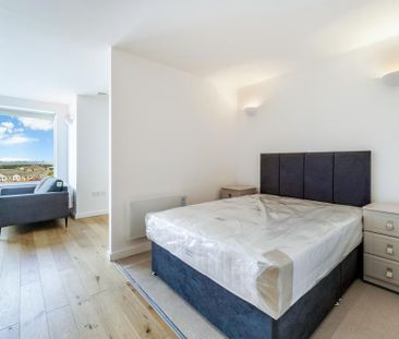 Studio to rent - Photo 1