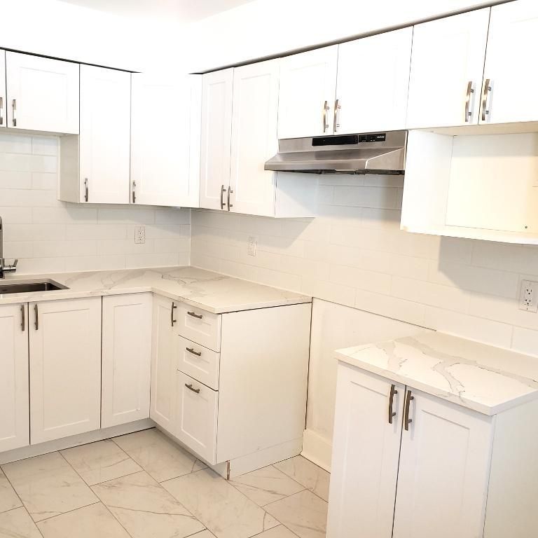 Renovated Condo-Style 4½ – Côte-des-Neiges - Photo 1