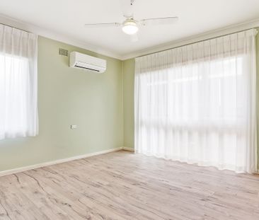 UPDATED THREE BEDROOM HOME IN BLACKETT! - Photo 3