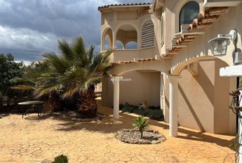 Luxury Villa in Muchamiel, for rent