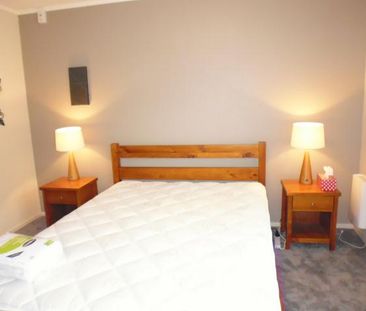 Townhouse Living - Photo 5