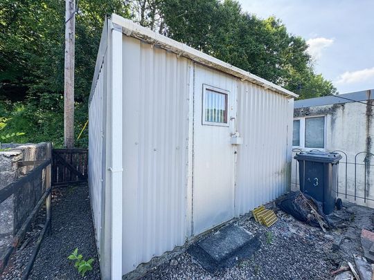 2 bedroom terraced house to rent - Photo 1