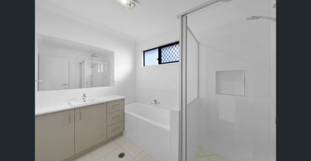 2-storey home in Riverbank Estate - Photo 3