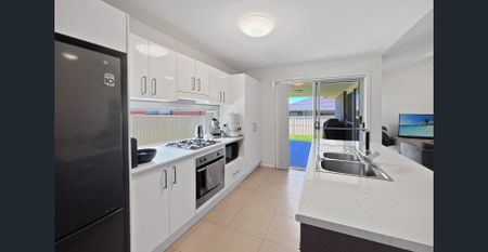 Family home in Established area - Photo 3