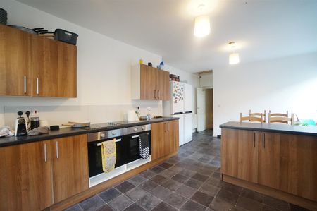 4 College Road - Photo 4