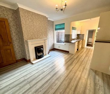 3 bedroom terraced house to rent - Photo 5