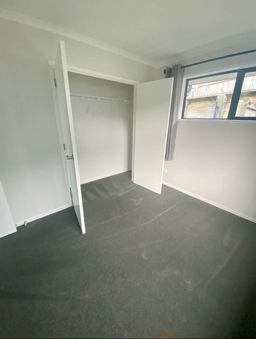 Tidy low maintenance 3 Bedroom for rent. - Photo 2