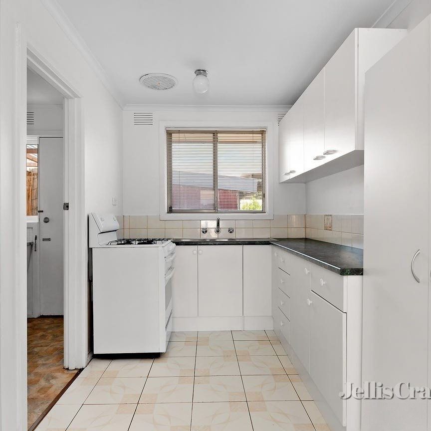 2/51 Saltley Street, South Kingsville - Photo 1