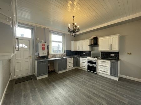 Victoria Road, Keighley - Photo 4