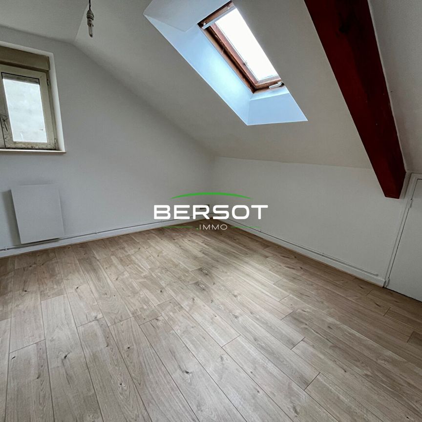 Charmant appartement T1 Bis rénové de 22,50 m² situé place Flore à Besançon - Photo 1