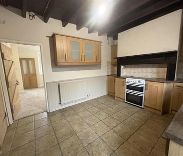 2 bedroom terraced house to rent - Photo 5