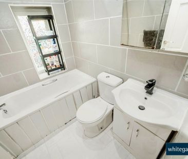 Carlton House Terrace, Halifax, HX1 - Photo 5