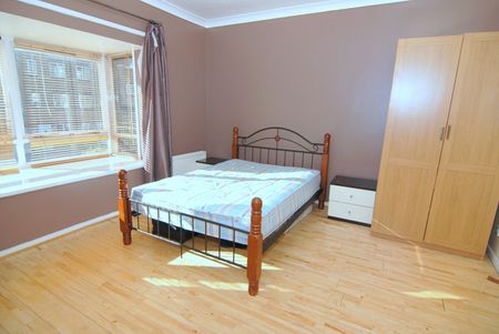Room in a Shared House, Ironmongers Place, E14 - Photo 2