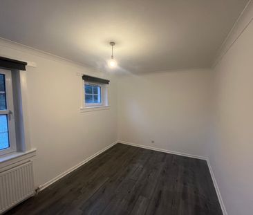 whitehurst, Glasgow, G61 4PF - Photo 4