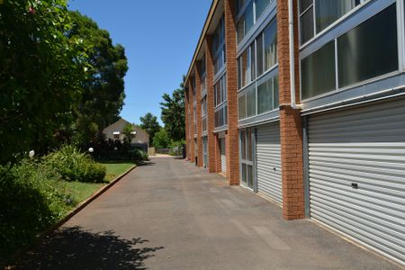 6/5 Creek Street, EAST TOOWOOMBA - Photo 5