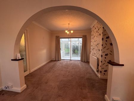 3 bedroom semi-detached house to rent - Photo 4