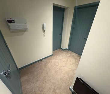 Haydon House, Studley Warwickshire. - Photo 1