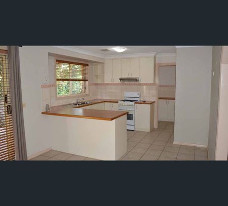 2/4 Briese Court, Thurgoona, NSW 2640 - Photo 4