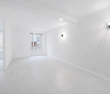 Location Appartement 1 pièce 26m² OLLIOULES 83190 - Photo 3