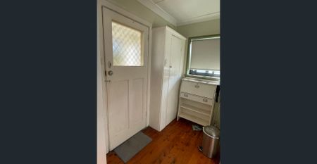 Full brick one bedroom granny flat - Photo 4