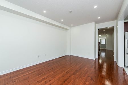 For Lease - 180 Pelee Avenue, Vaughan, Ontario - Photo 4