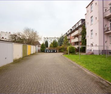 Zentrale Lage trifft auf charmantes Wohnambiente – Ihre neue Dachge... - Foto 1