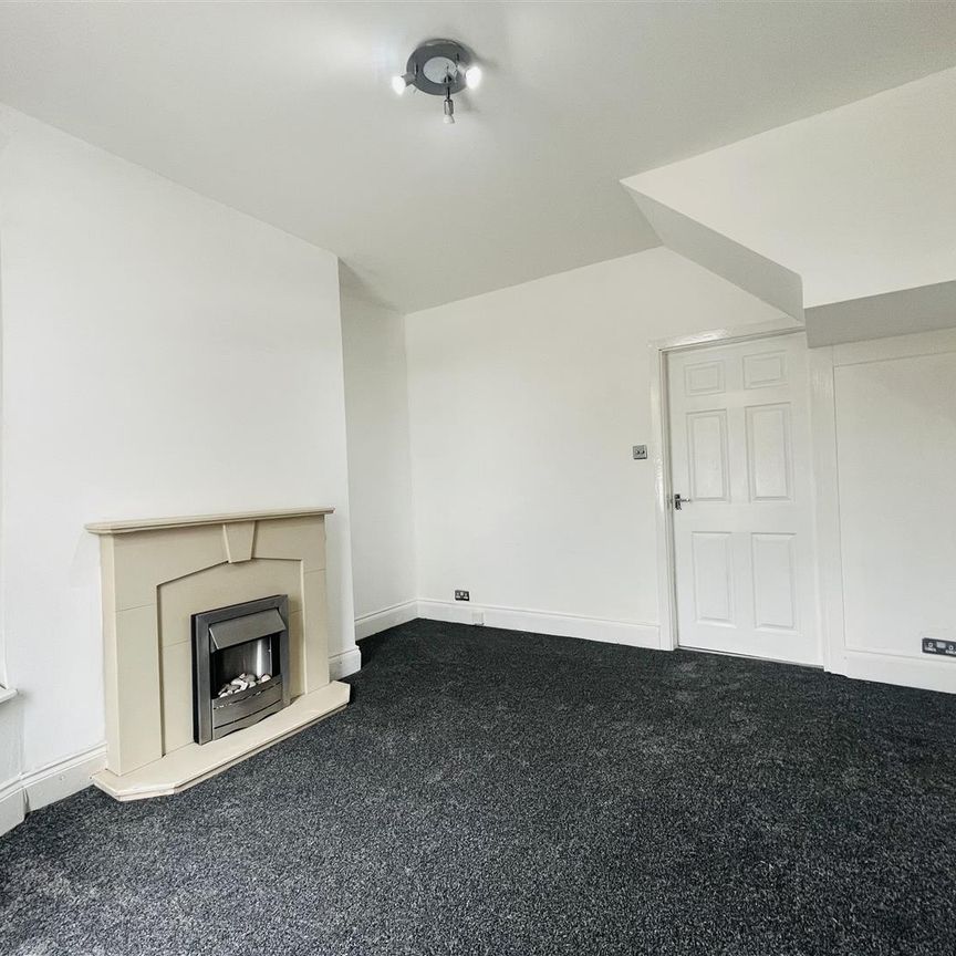 Rochdale Road, Bacup - Photo 1