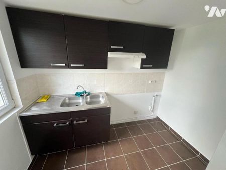 ORBEC BEAU STUDIO 29m² ENTIEREMENT RENOVE AVEC JARDIN - Photo 3