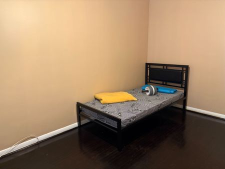 For Lease - 49 Batavia Avenue, Toronto, Ontario - Photo 3