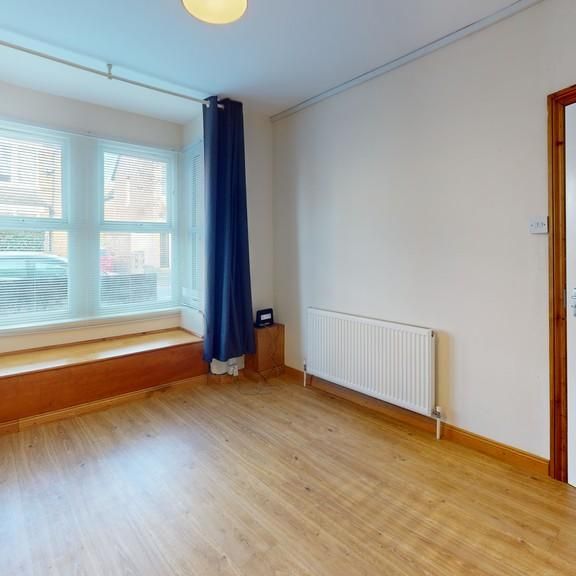 5 bedroom terraced house to rent - Photo 1