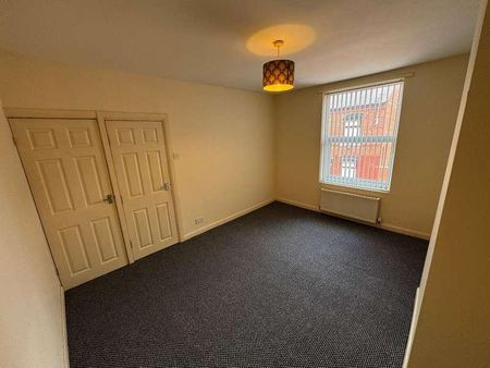 Marley Terrace, Leeds, LS11 - Photo 3