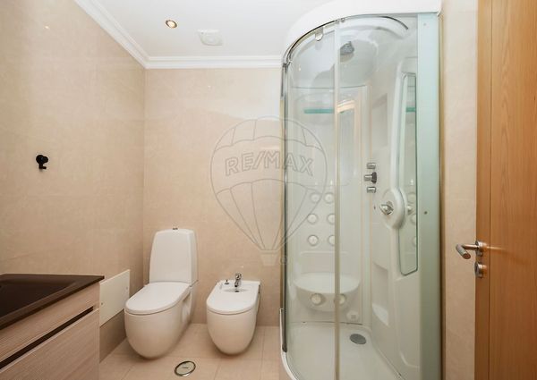 Apartamento T4 em Lisboa