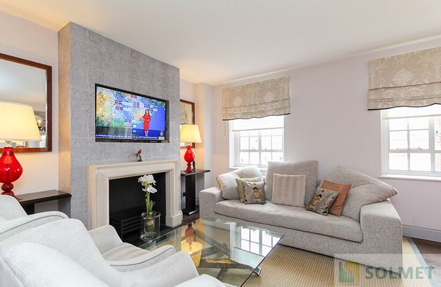 Swan Court, Chelsea Manor Street, Chelsea SW3 - Photo 1