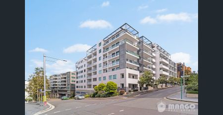 Sunny and Spacious on Level 4 Close to Train Station, Shops, School and Parks - Photo 3