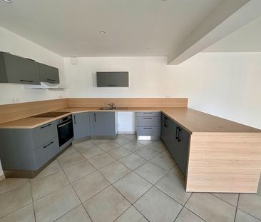 Location appartement 6 pièces, 115.82m², Brissac-Quincé - Photo 4