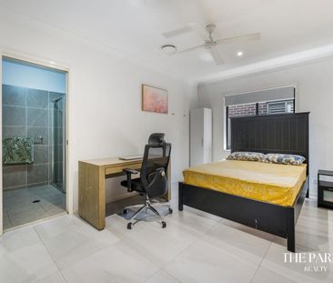 Ultra-Modern Family Home in the Heart of Marsden Park - Photo 5