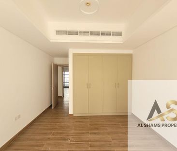 4BED + MAIDS | FULLY UPGRADED | PRIME LOCATION - Photo 6