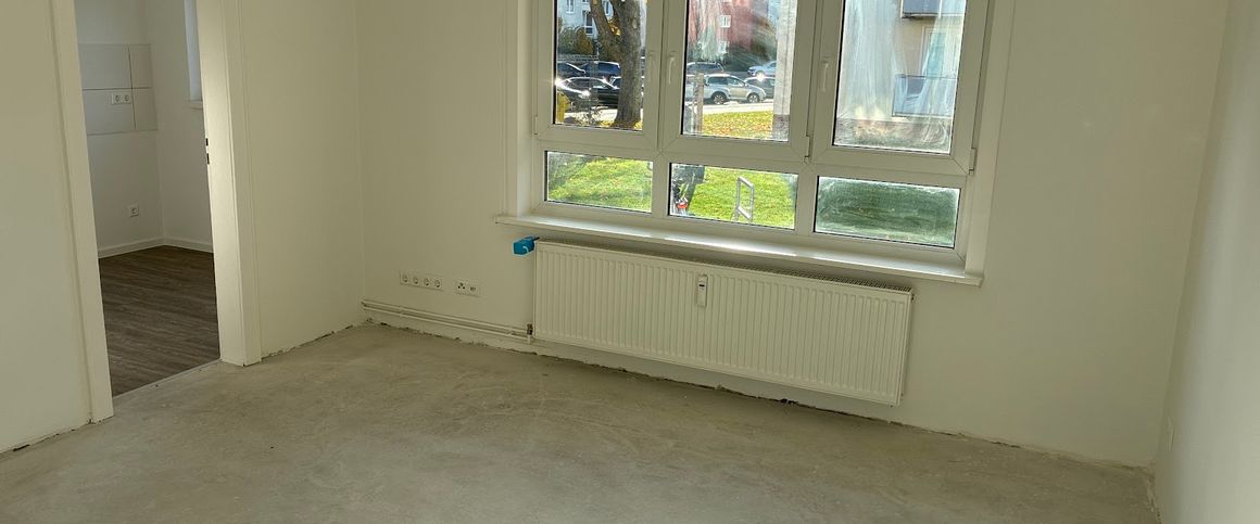 2-Zimmer-Wohnung sucht Nachmieter mit WBS // EG links - WBS erforderlich! - Foto 1