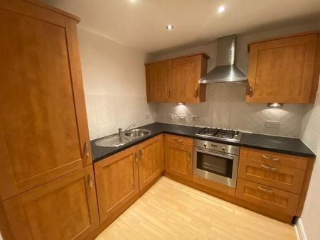 2 bedroom flat to rent - Photo 5