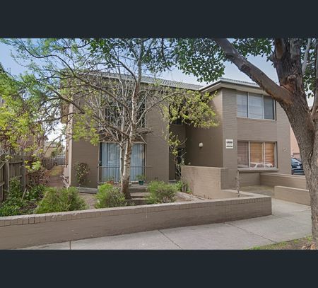 7 Hillsdale Avenue, Maribyrnong, Vic 3032 - Photo 3