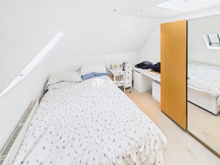 Ossulton Way, N2 0DS, East Finchley - Photo 4