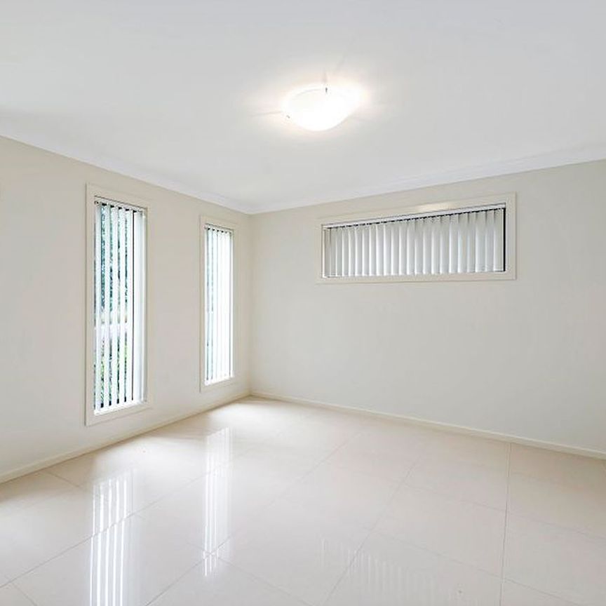 7 Cockle Crescent, - Photo 1