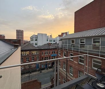 1 Bed Flat, Wellington Street, LS1 - Photo 3