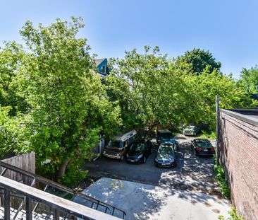 For Lease - 1915A Queen Street, Toronto, Ontario - Photo 2