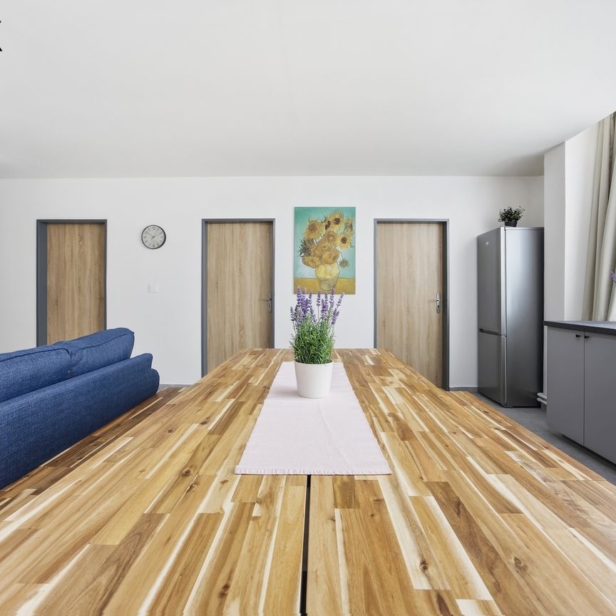 Pronájem bytu - pokoje v osobním vlastnictví 11 m², Praha 9 - Prosek - Photo 1