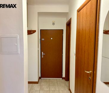 Pronájem bytu 1+1 v osobním vlastnictví 40 m², Praha 9 - Kbely - Photo 3